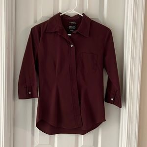 NY&CO New York and company size s 3/4 maroon blouse